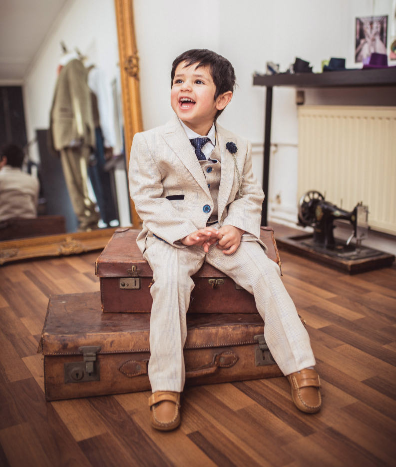 Trojdielny oblek pre deti – Caridi Beige