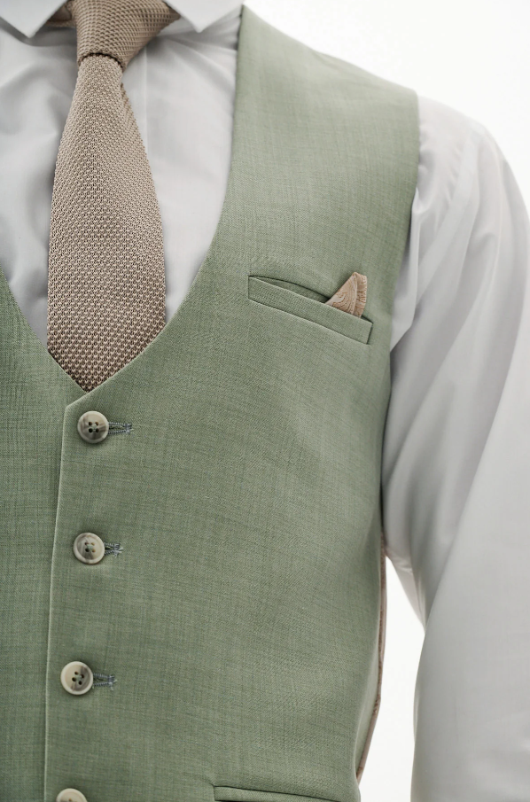 Marc Darcy – Vesta Finley Moss Green