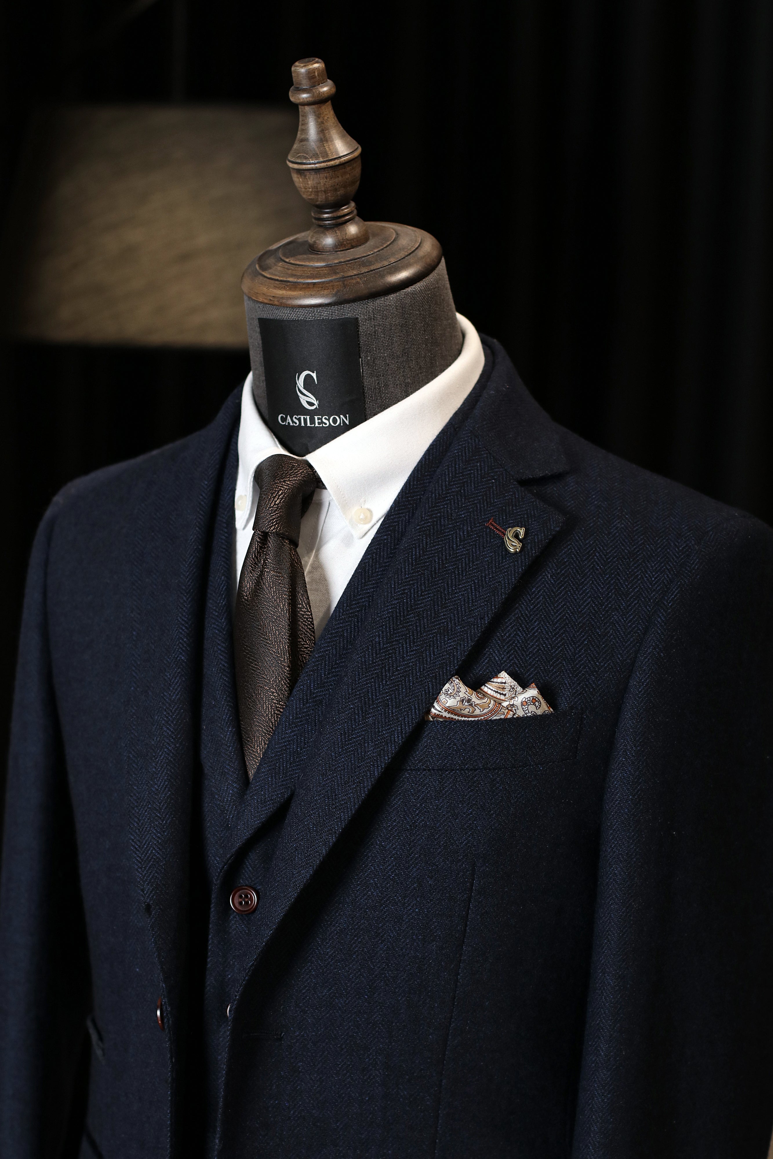 TAVERNY – Sako Chief Navy