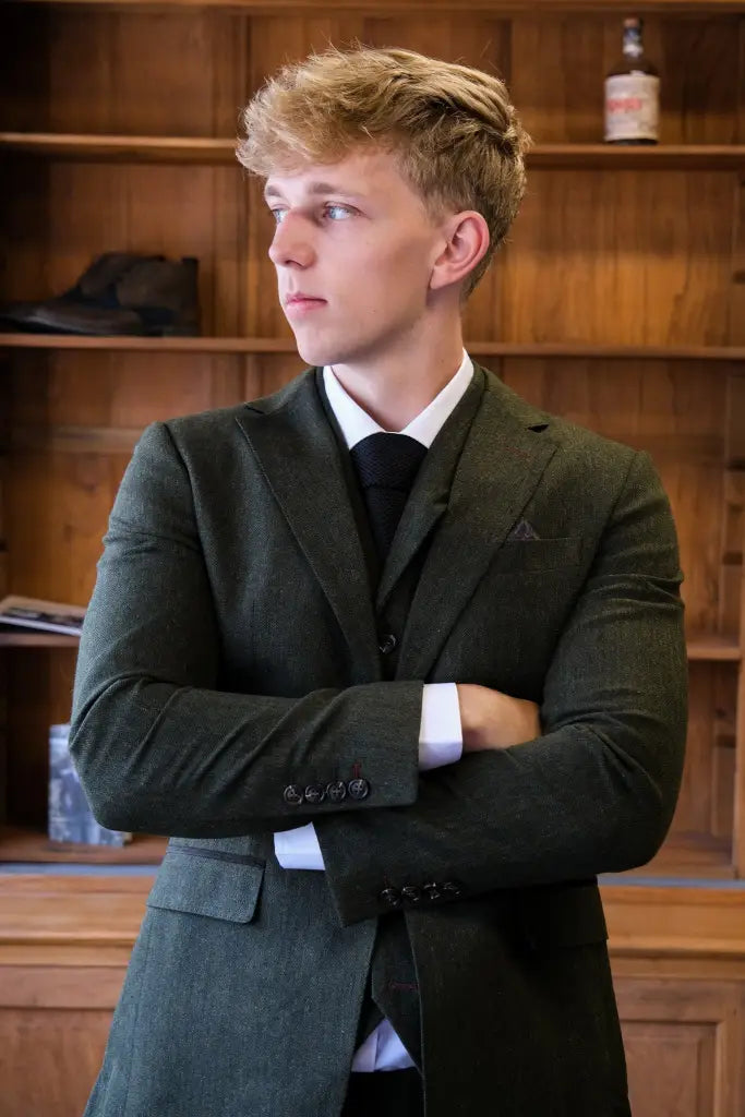 TAVERNY Chief - Pánsky oblek olivová tvida - trojdielny oblek